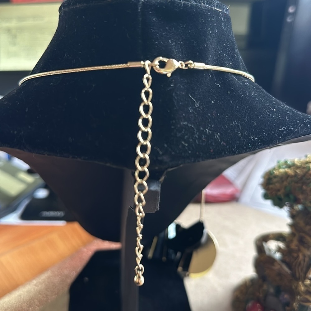 Statement Piece Adjustable Necklace Black - Picture 7 of 8